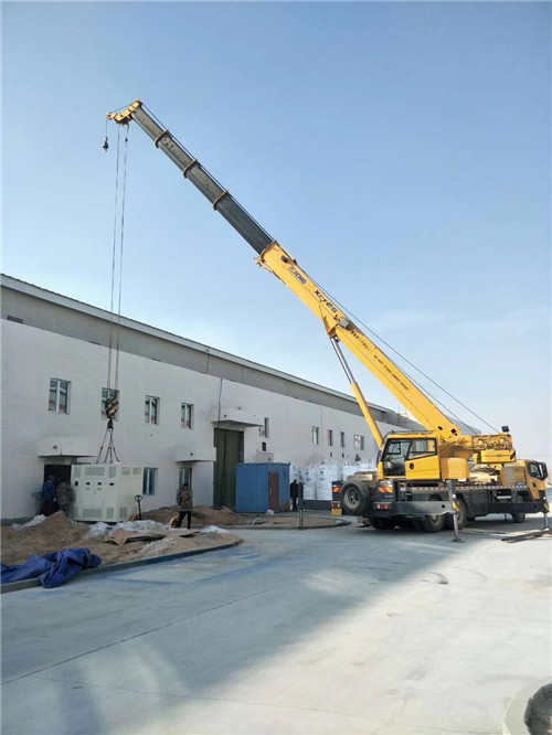 绥宁县“超载就喊停”—— 吊车的 “重量保镖” 技术